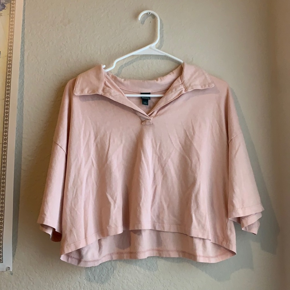Women’s Pink Collared Crop Top